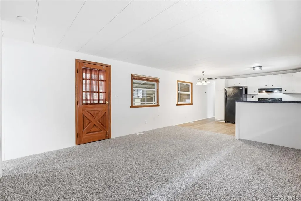 900 Mountain View Avenue Longmont CO 80501