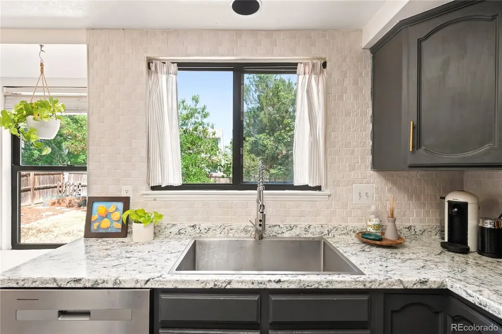 5026 S Evanston Street Aurora CO 80015