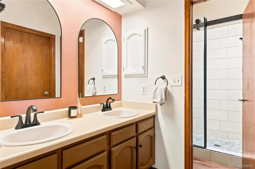 5026 S Evanston Street Aurora CO 80015