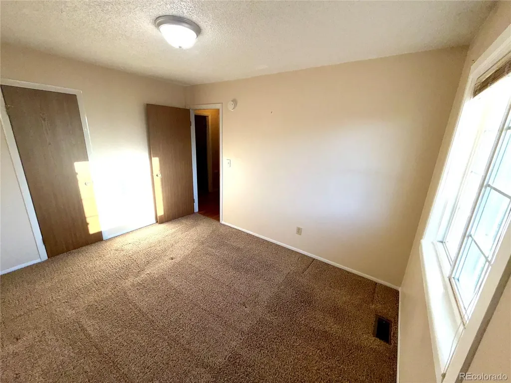 1527 Nokomis Drive Colorado Springs CO 80915