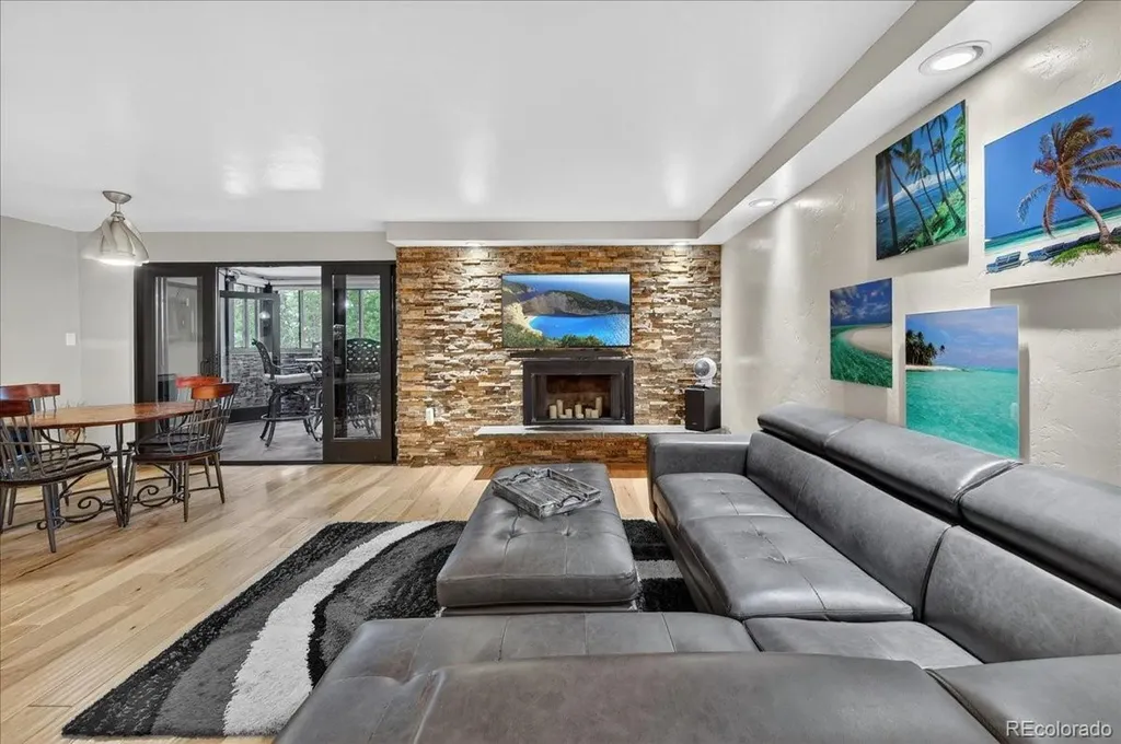 2 Adams Street Denver CO 80206
