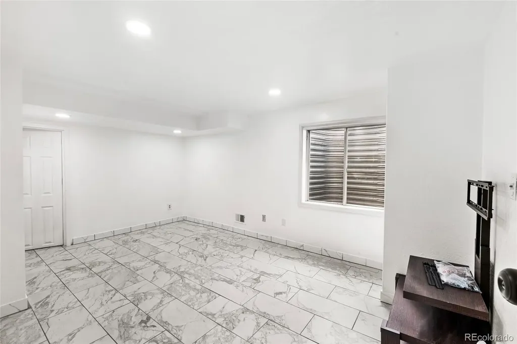 524 Rider Ridge Drive Longmont CO 80504