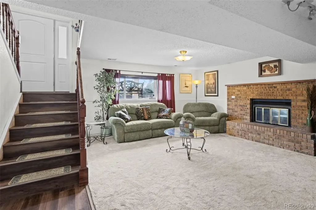 4502 Constitution Avenue Colorado Springs CO 80915