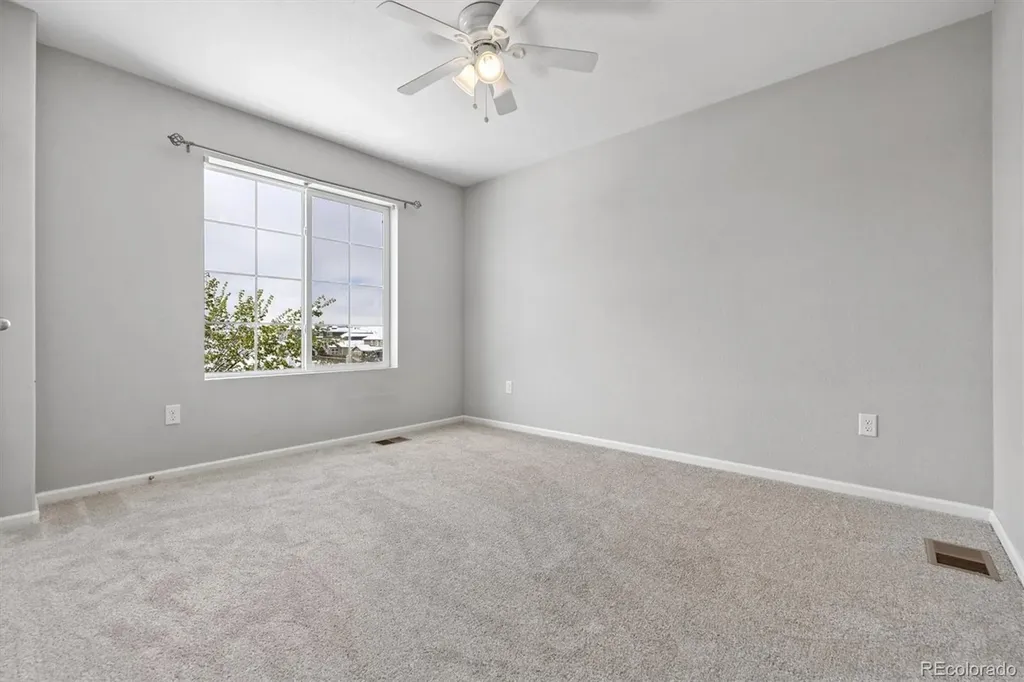 7460 S Old Hammer Way Aurora CO 80016
