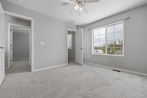7460 S Old Hammer Way Aurora CO 80016