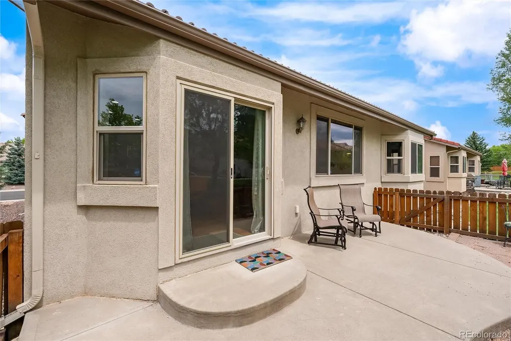 4352 Las Lunas Court Castle Rock CO 80104