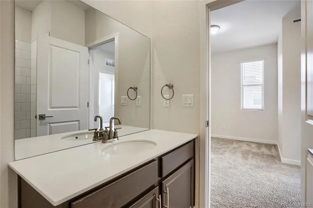27662 E 1st Avenue Aurora CO 80018