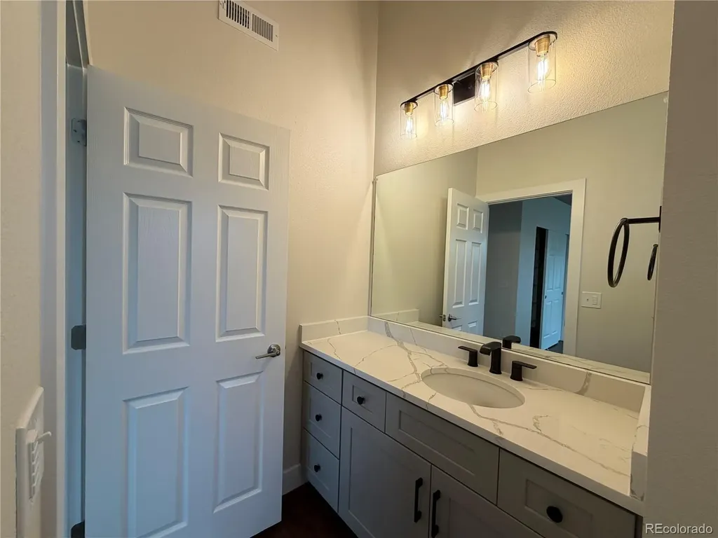 3258 S Zeno Court Aurora CO 80013