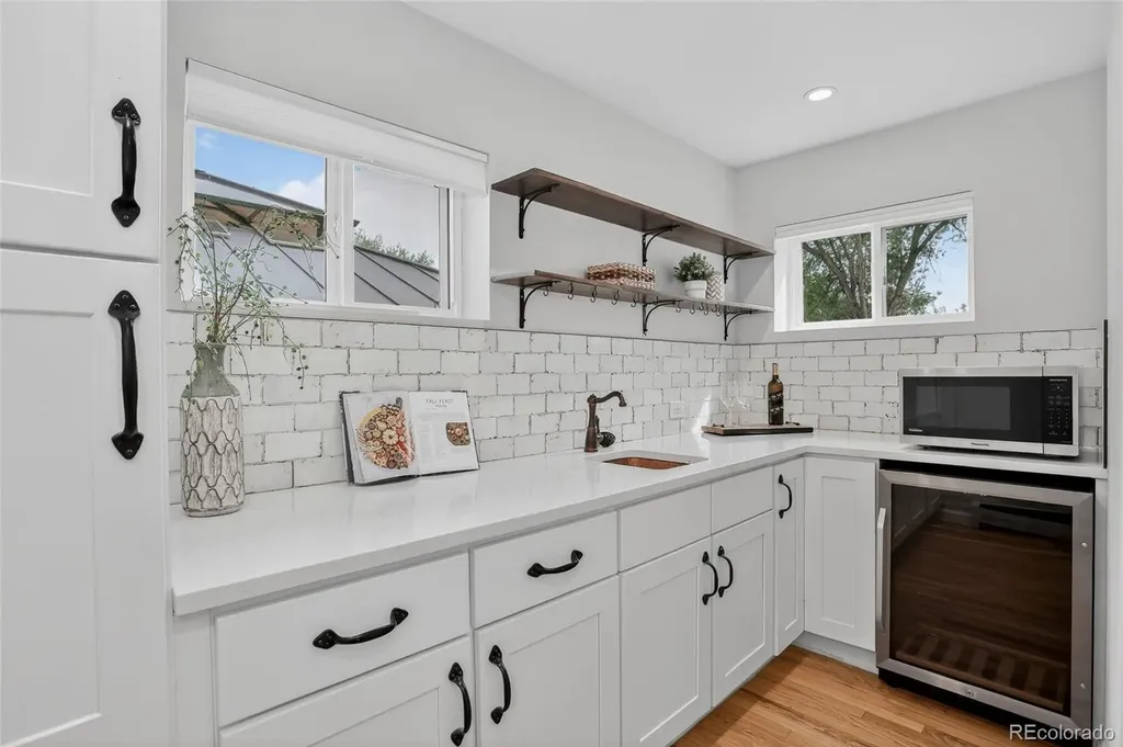 6907 W 12th Avenue Lakewood CO 80214