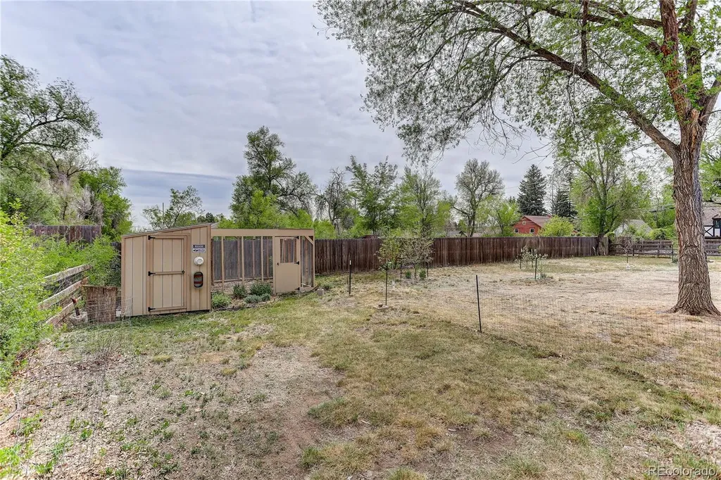 6907 W 12th Avenue Lakewood CO 80214