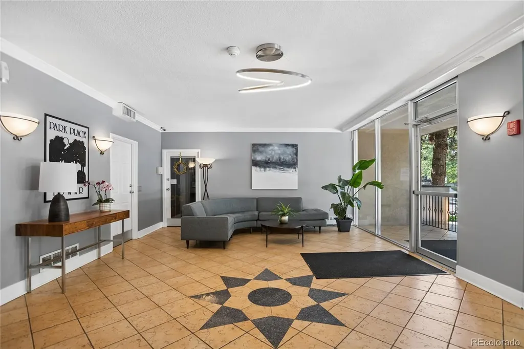 1029 E 8th Avenue Denver CO 80218
