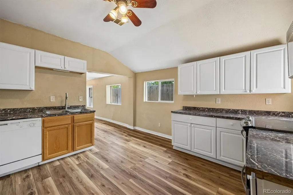 937 S Vrain Street Denver CO 80219