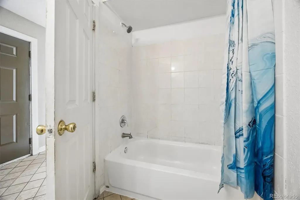 937 S Vrain Street Denver CO 80219
