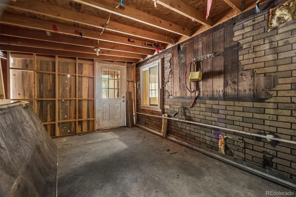 937 S Vrain Street Denver CO 80219