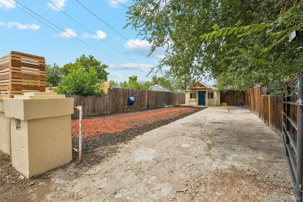 937 S Vrain Street Denver CO 80219