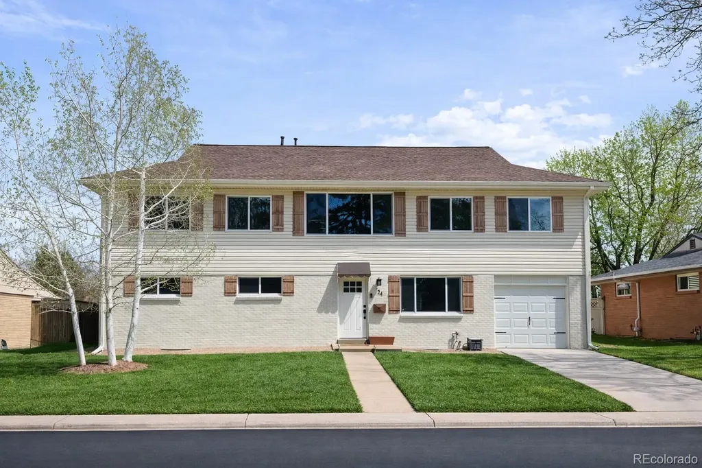 724 S Flamingo Court Denver CO 80246