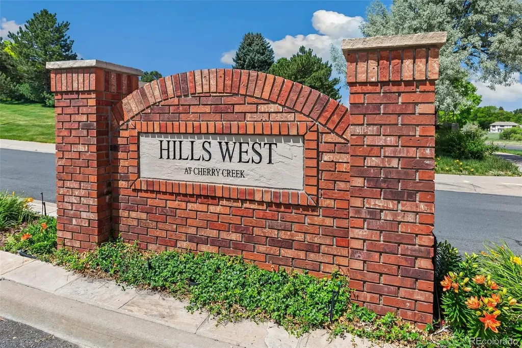 5212 S Geneva Street Englewood CO 80111