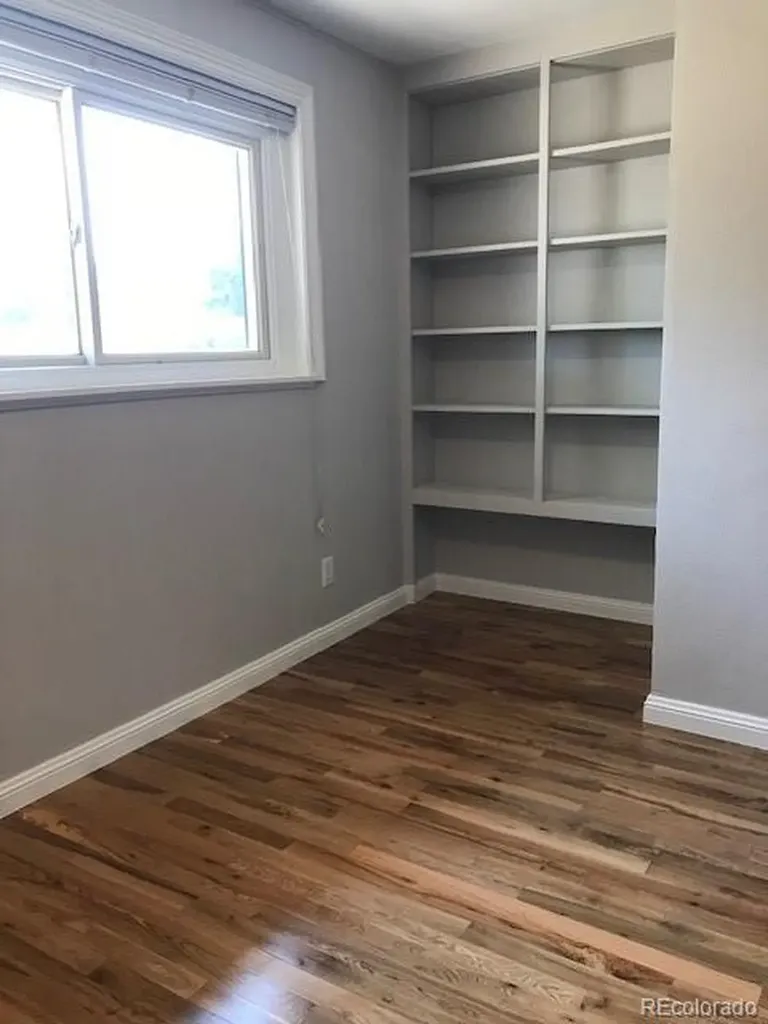 2285 E Noble Street Centennial CO 80121