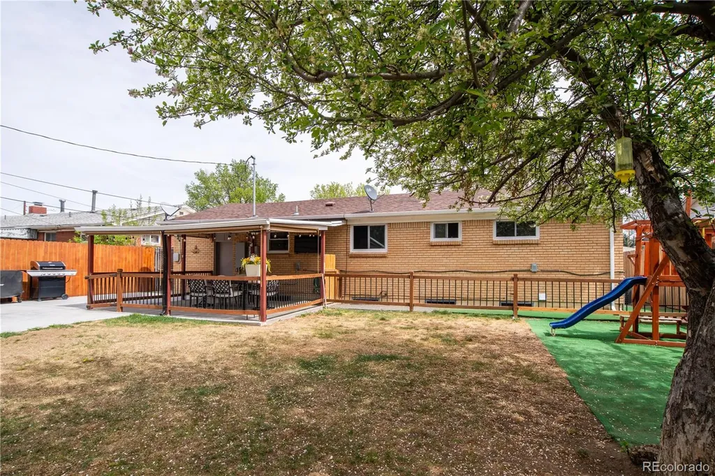 9271 Grove Street Westminster CO 80031