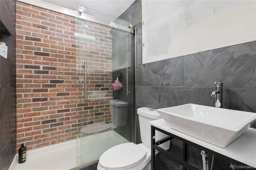 5425 Columbine Lane Denver CO 80221