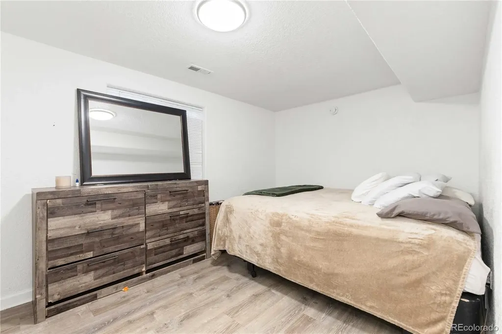 5425 Columbine Lane Denver CO 80221