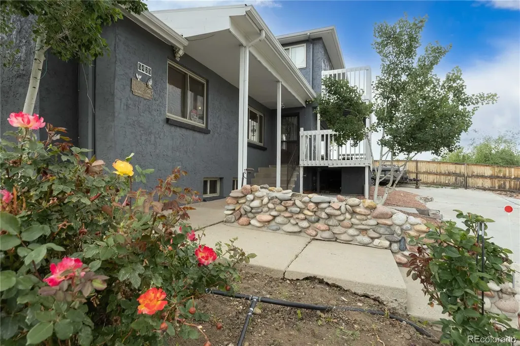 5425 Columbine Lane Denver CO 80221