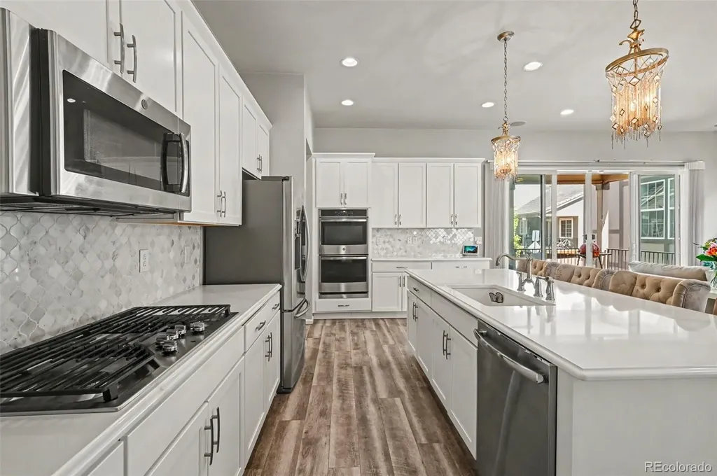 6421 Village Lane Centennial CO 80111