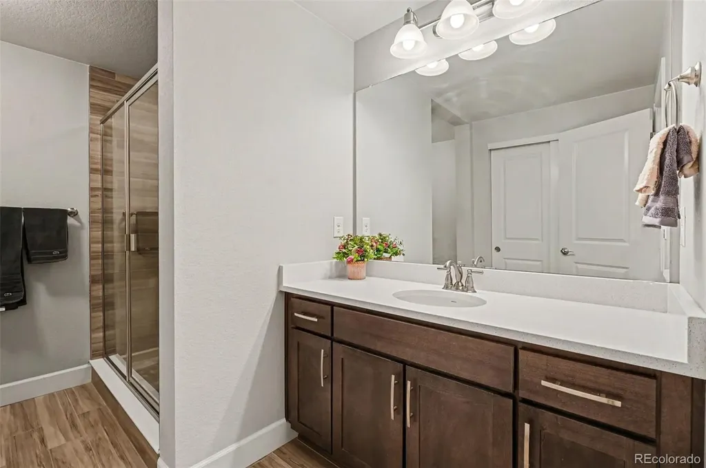 6421 Village Lane Centennial CO 80111