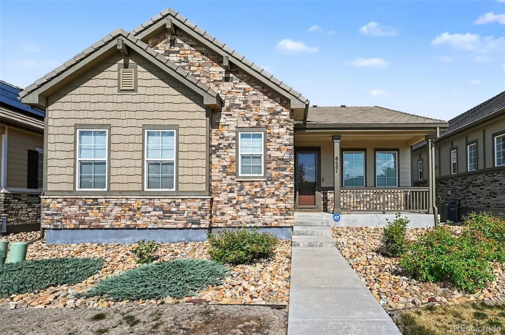 6421 Village Lane Centennial CO 80111