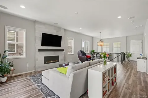 6421 Village Lane Centennial CO 80111