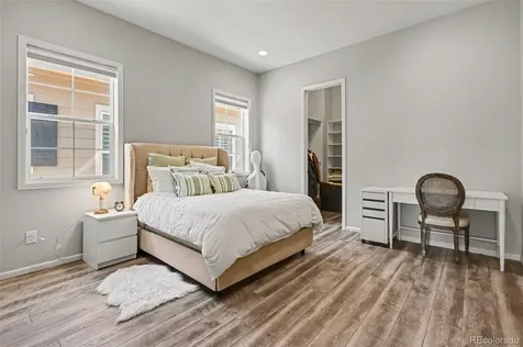 6421 Village Lane Centennial CO 80111