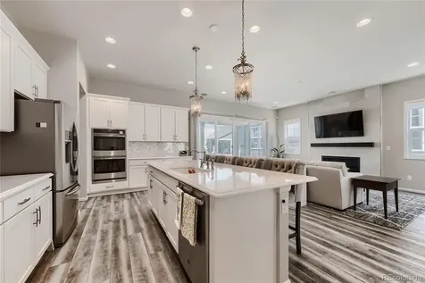 6421 Village Ln Lane Centennial CO 80111