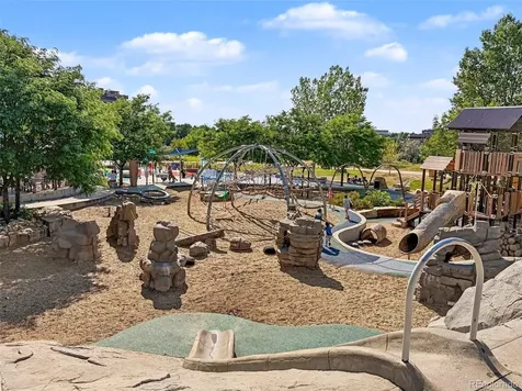 6421 Village Lane Centennial CO 80111
