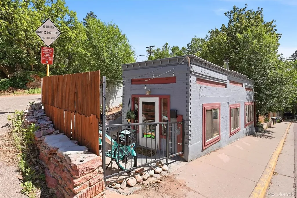 370 Ruxton Avenue Manitou Springs CO 80829