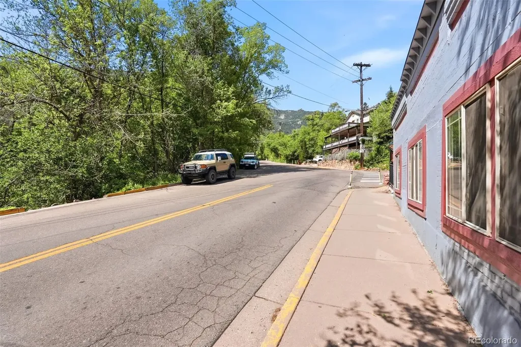 370 Ruxton Avenue Manitou Springs CO 80829