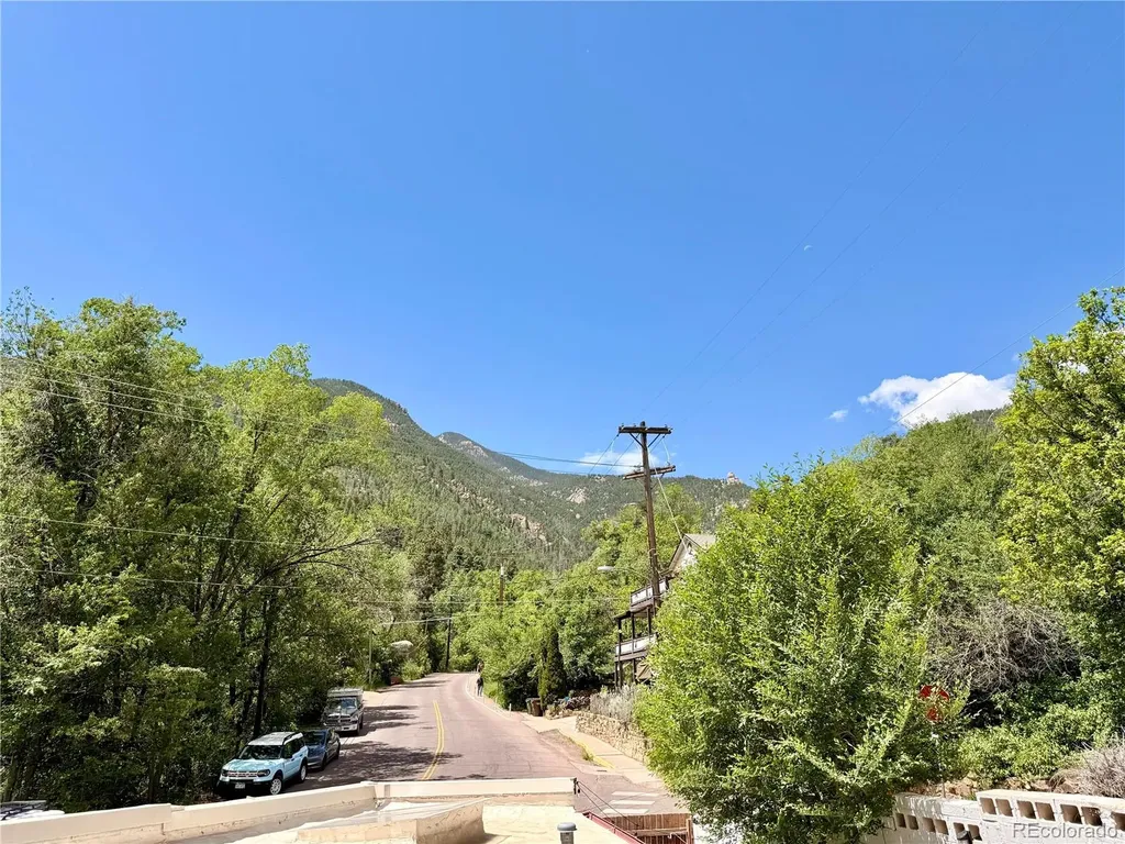370 Ruxton Avenue Manitou Springs CO 80829