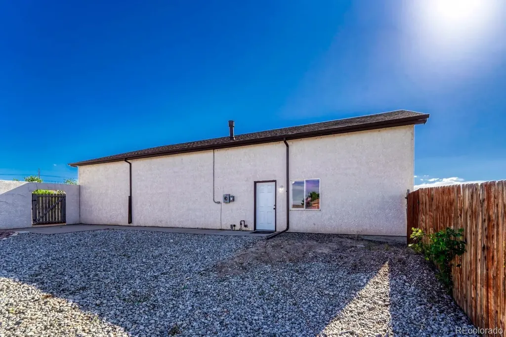 831 E Paseo Dorado Drive Pueblo CO 81007
