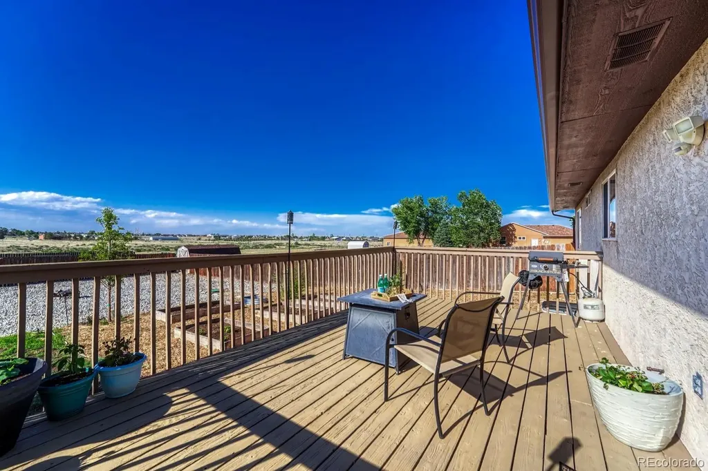 831 E Paseo Dorado Drive Pueblo CO 81007