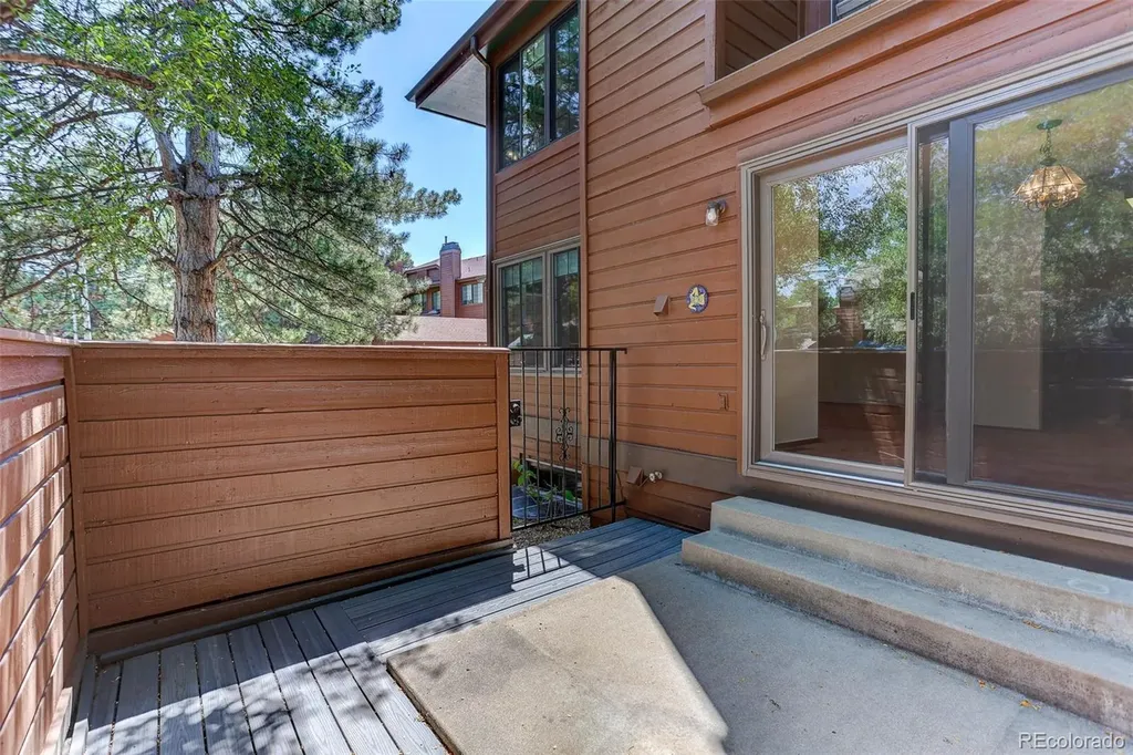 8085 Holland Court Arvada CO 80005