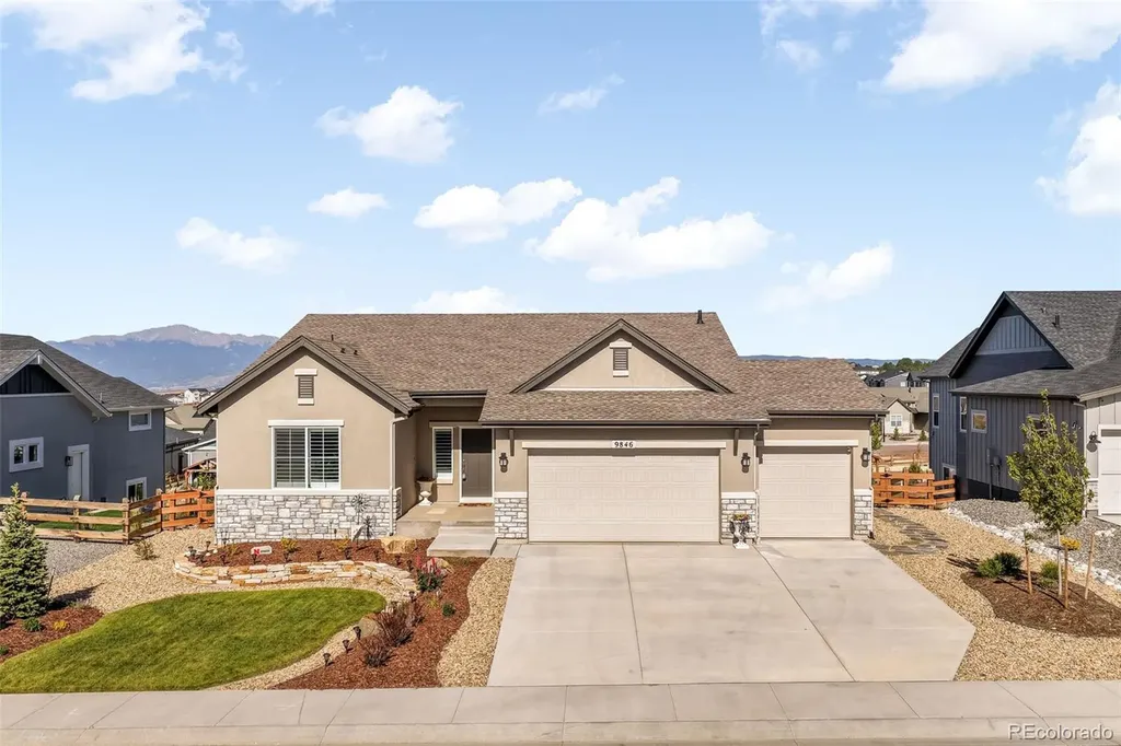 9846 Bison Valley Trail Colorado Springs CO 80908