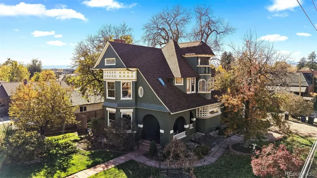 1389 Stuart Street Denver CO 80204