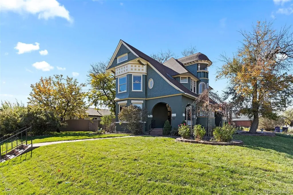 1389 Stuart Street Denver CO 80204
