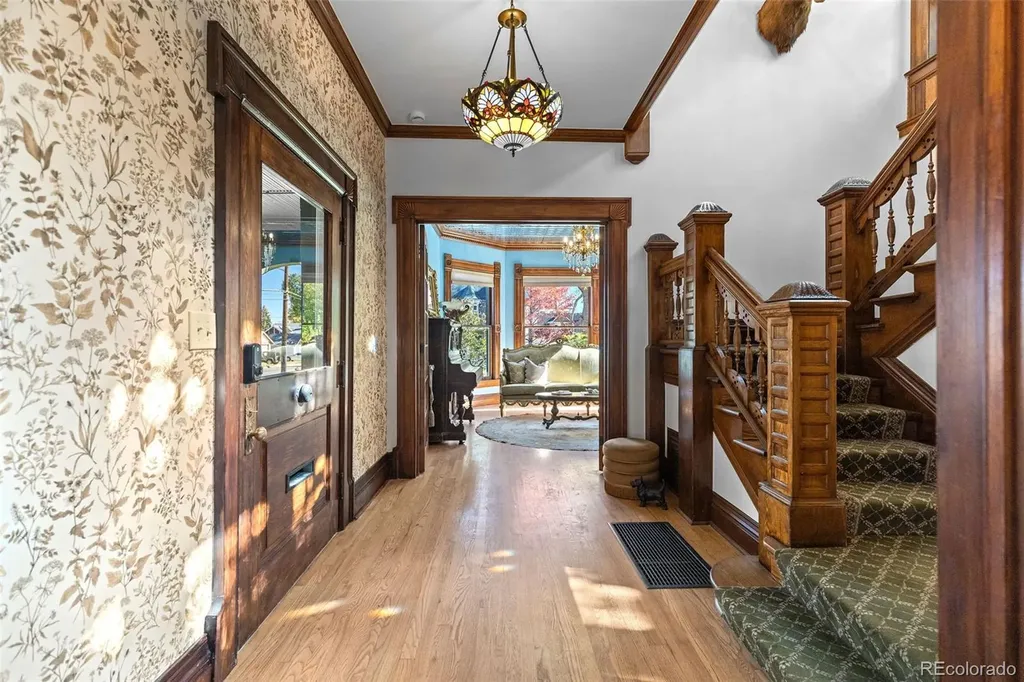 1389 Stuart Street Denver CO 80204