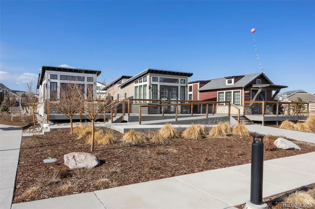 5037 N Quemoy Street Aurora CO 80019