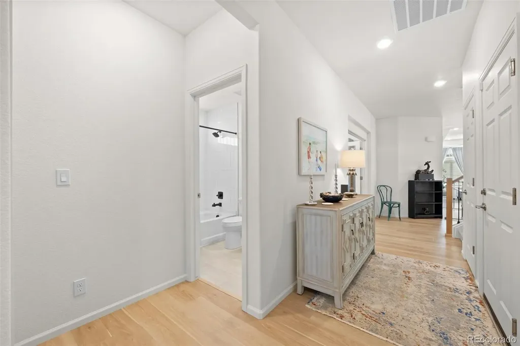 5037 N Quemoy Street Aurora CO 80019
