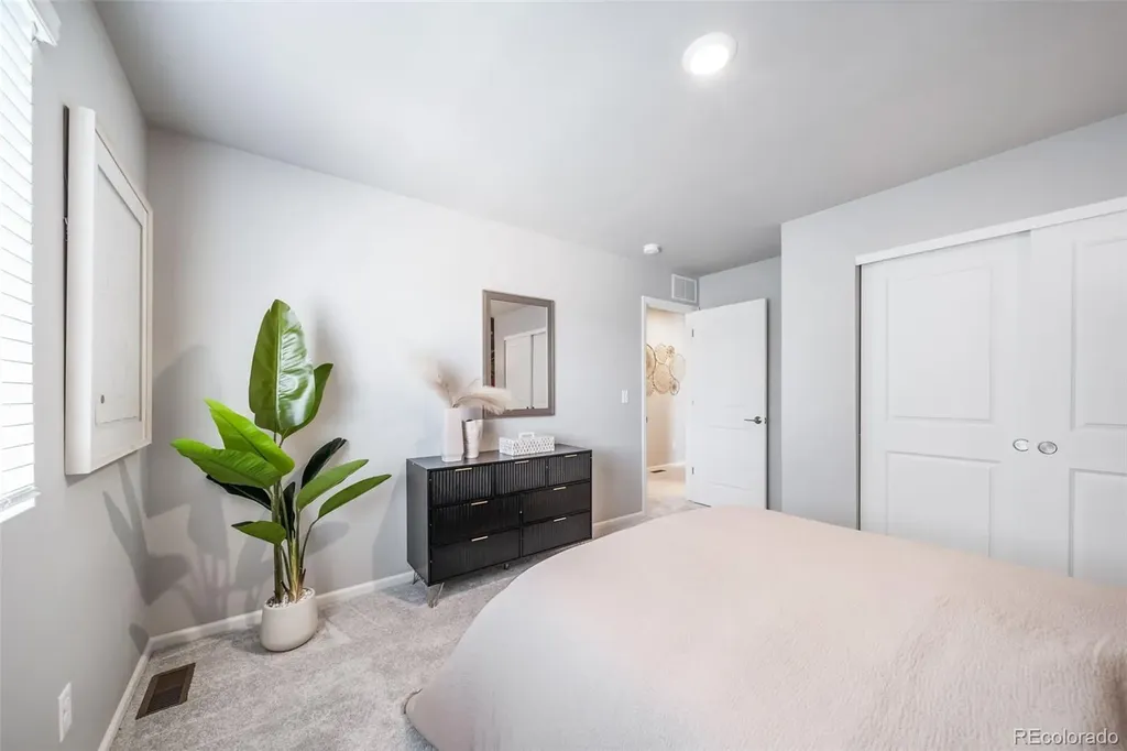 4617 N Sicily Street Aurora CO 80019