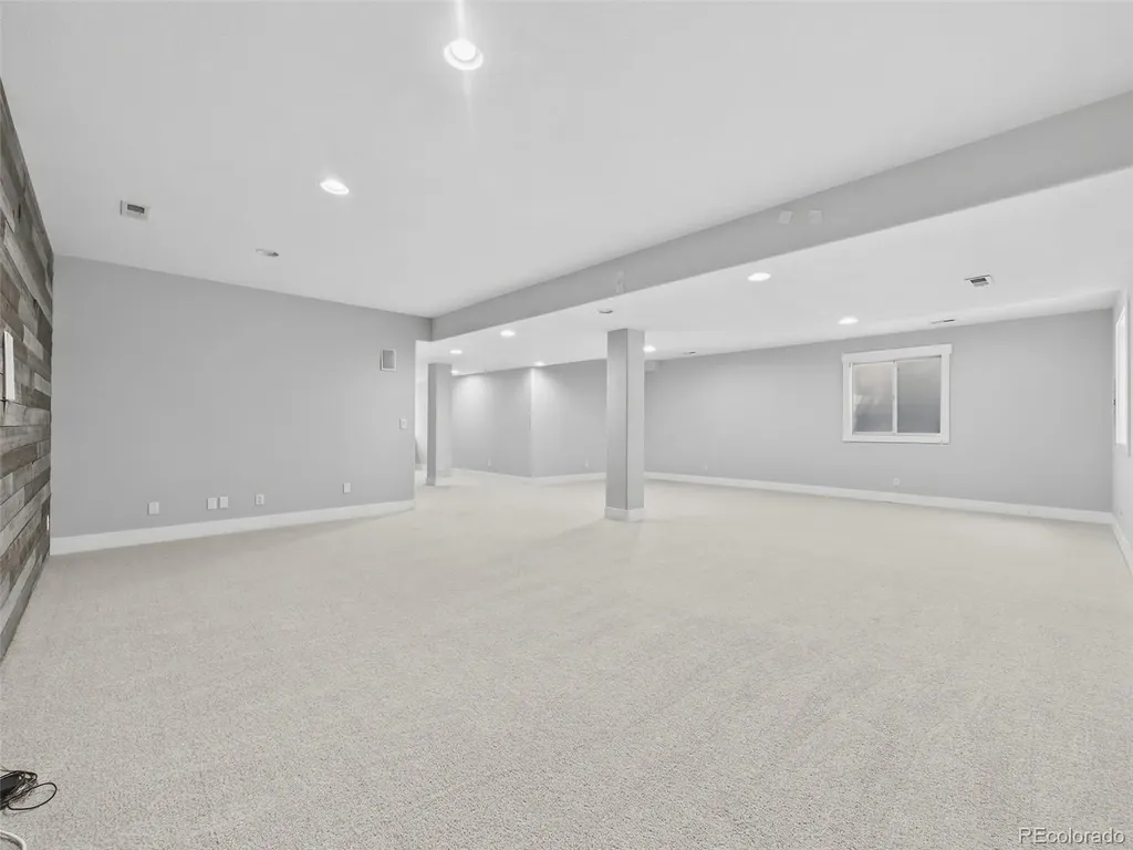 11672 E Berry Avenue Englewood CO 80111