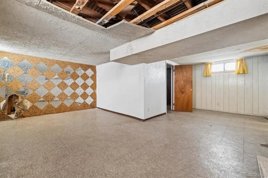 4234 Vallejo Street Denver CO 80211
