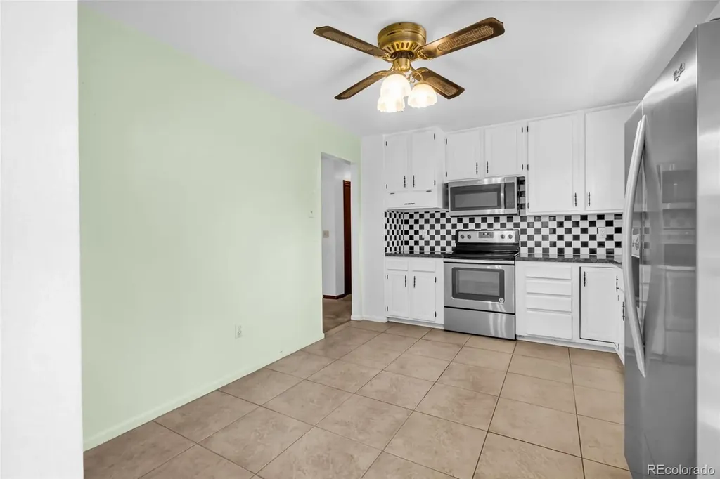 1260 S Moline Street Aurora CO 80012