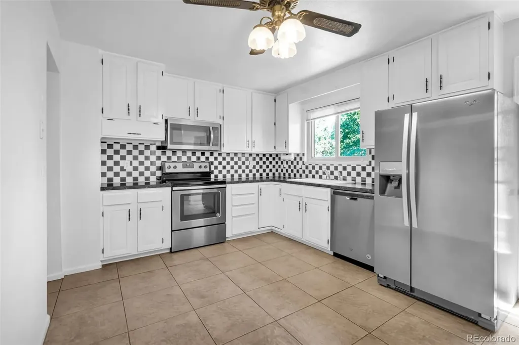 1260 S Moline Street Aurora CO 80012